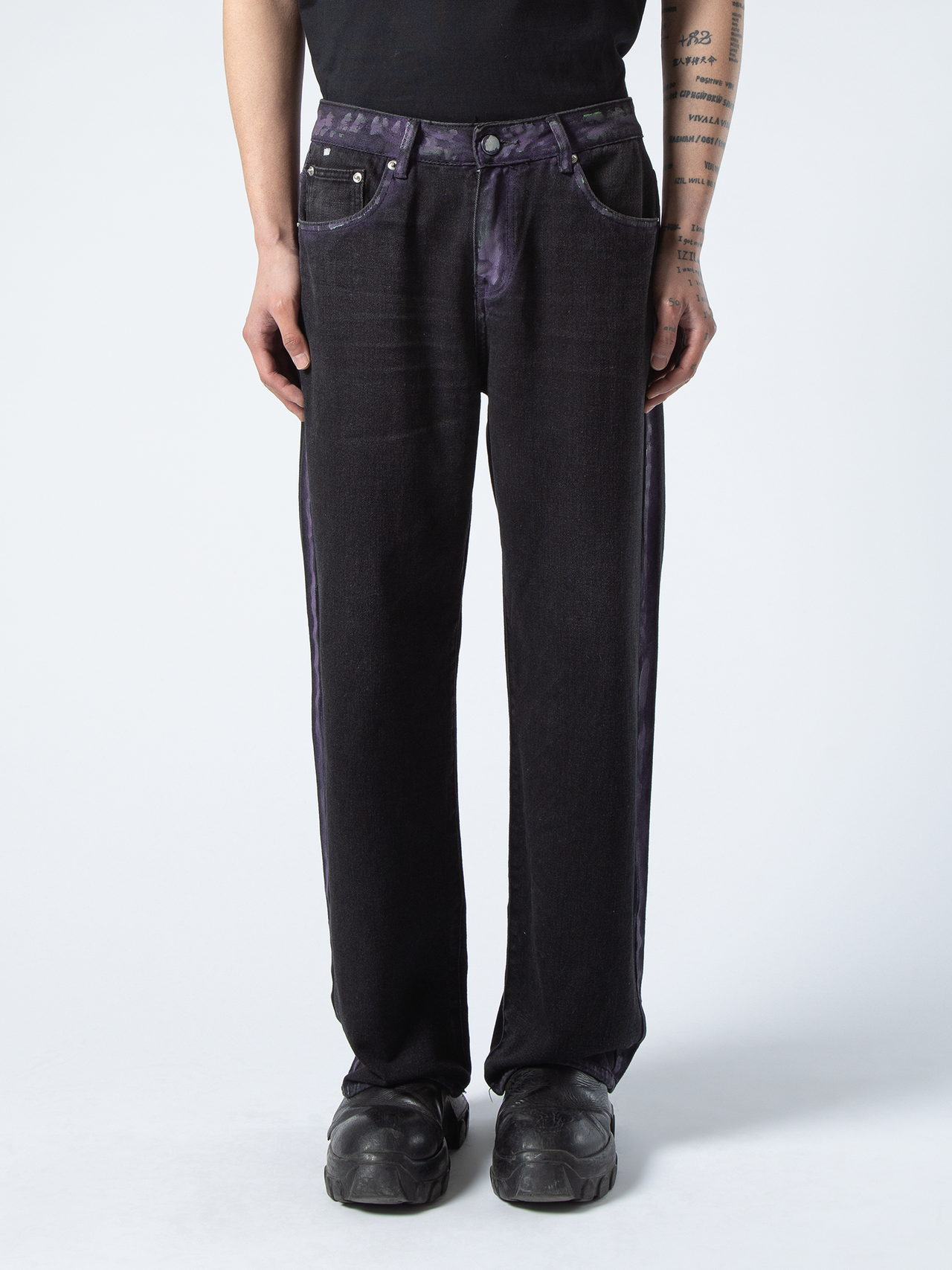 Raw Structure Sprayed Denim Pants - Edition 01