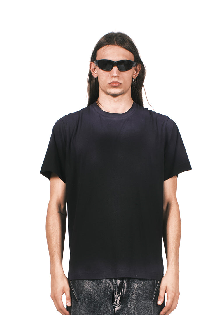 Sprayed Form Tee - Edition 01
