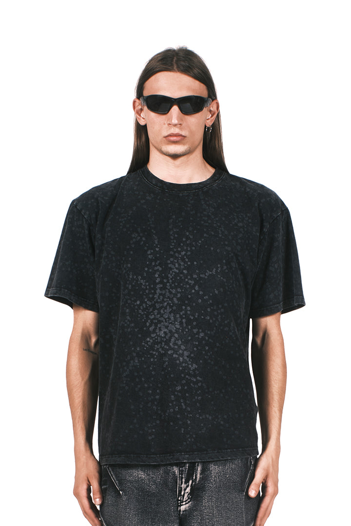 BLACK SAND ALLOVER T-SHIRT