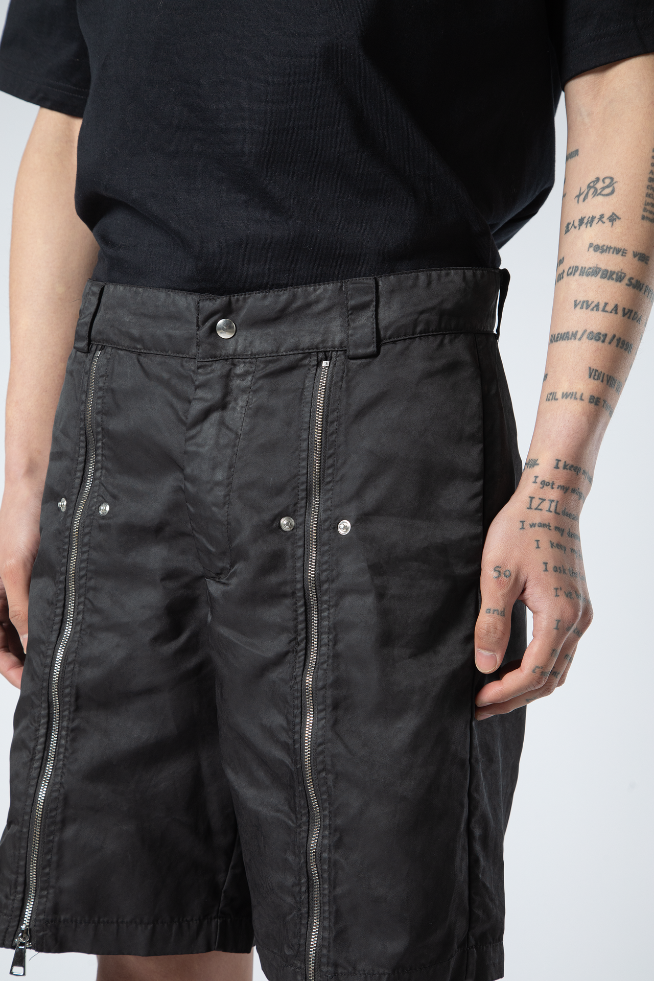 Flow Utility Zip Shorts - Edition 01