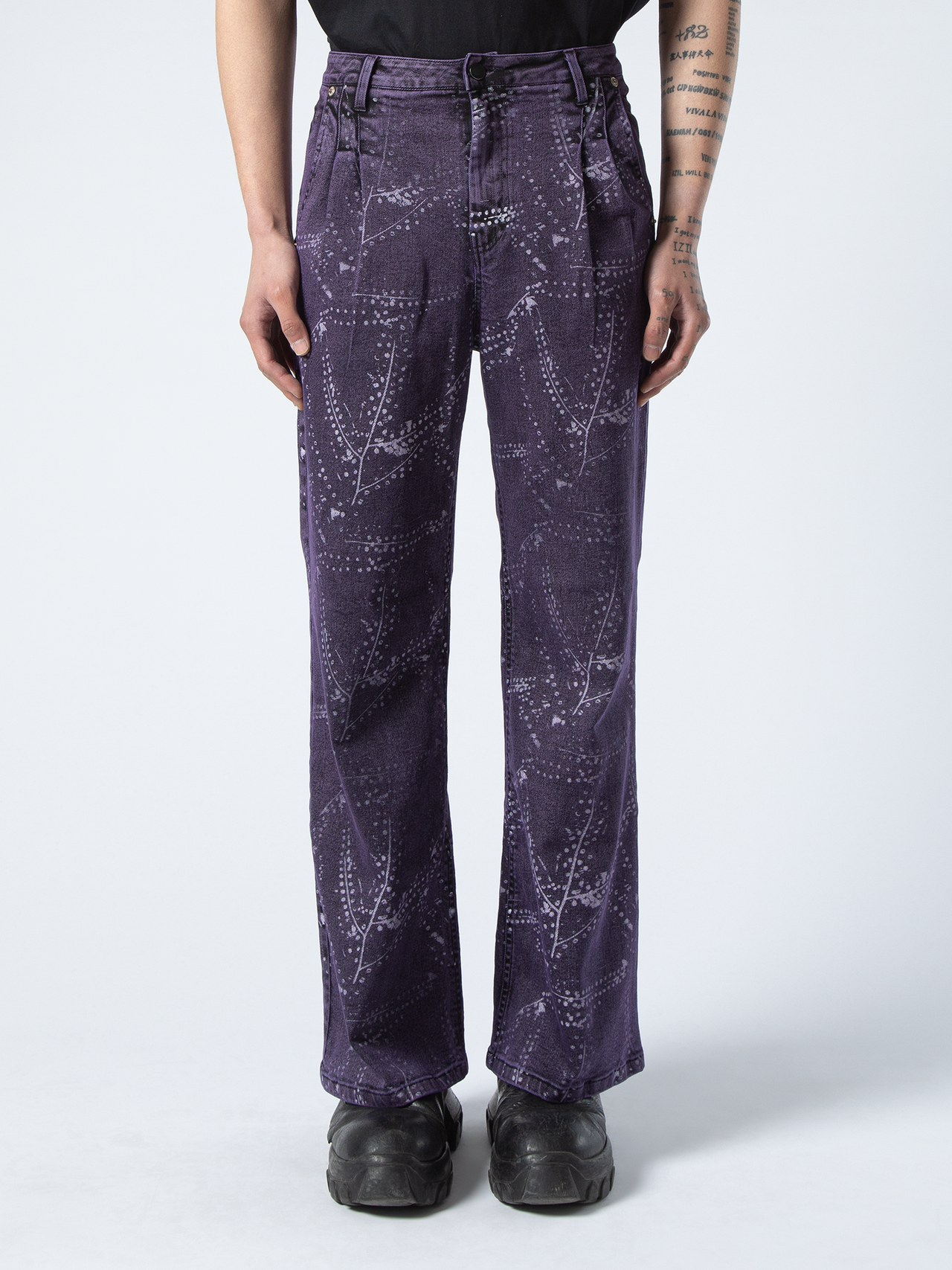 Distressed Lasered Flow Pants - Edition 01