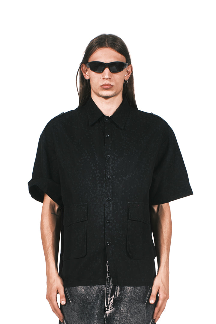 BLACK SHORT SLEEVES SAND LASERED SHIRT