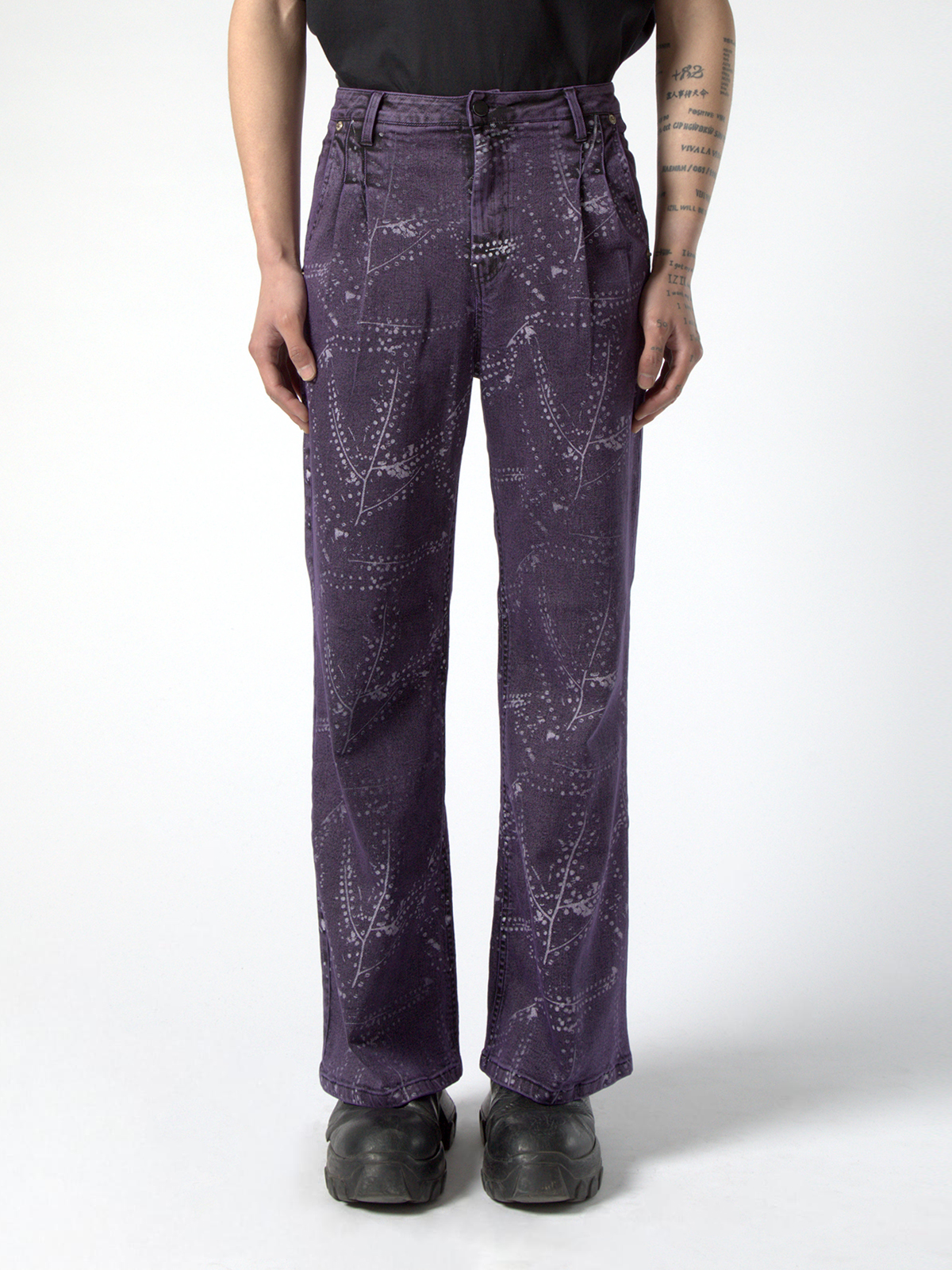 PURPLE LASER PRINT DENIM PANTS