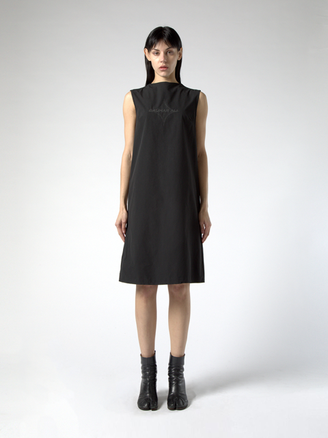 SLEEVELESS KNEE-LENGHT DRESS