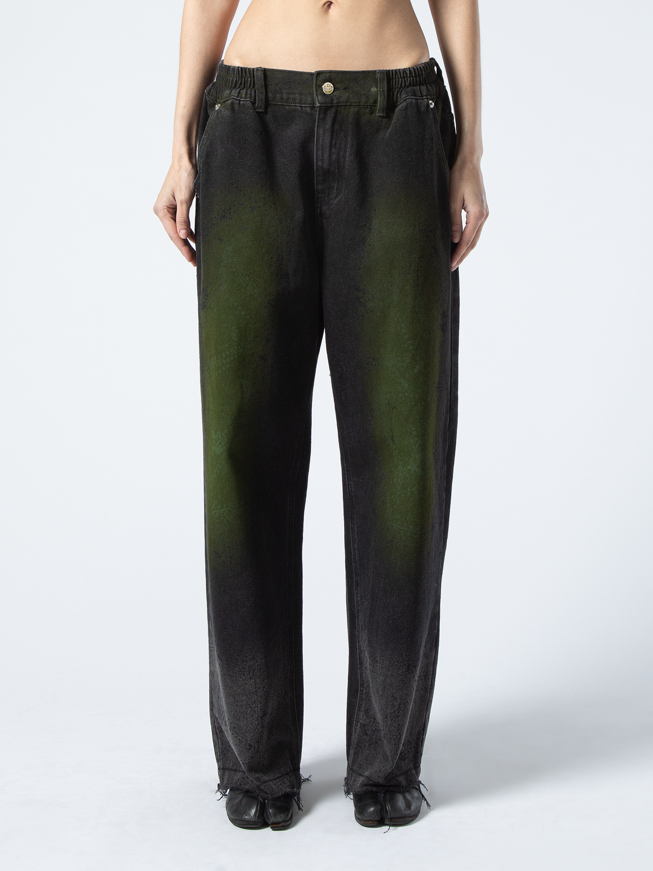 Distressed Lasered Sprayed Raw Pants - Edition 02