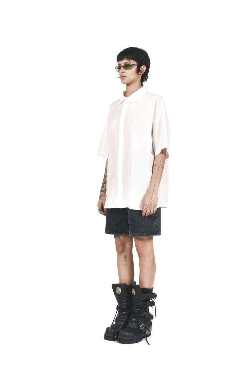 WHITE SHORT SLEEVES SHIRT