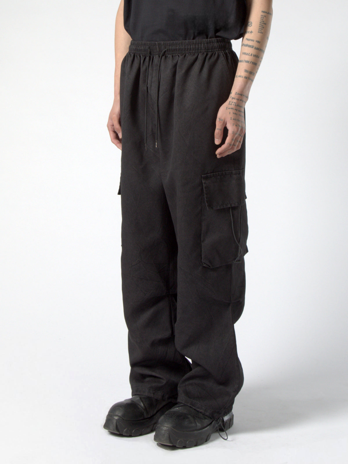 WAXED CARGO PANTS