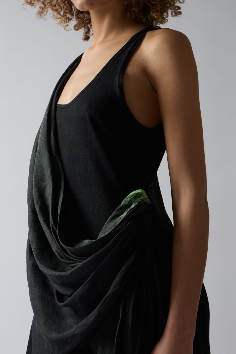 BLACK JERSEY DRESS WITH ACID GREEN DRAPE